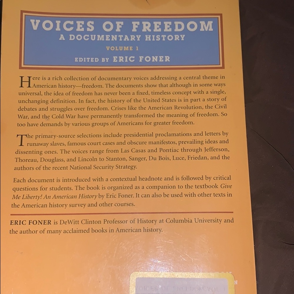College book/ voices of freedom - Picture 2 of 4